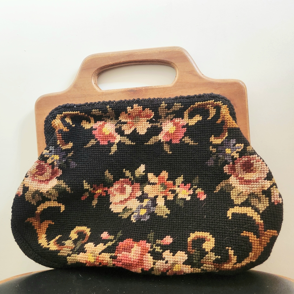 Vintage Needlepoint Tapestry Floral Handbag W Wooden Handle